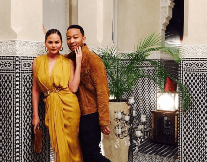 Chrissy teigen john legend fb 684x534